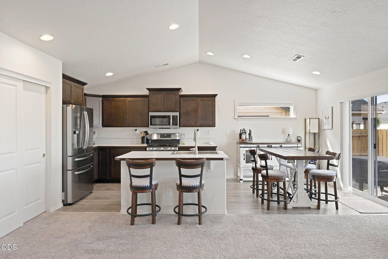 Photo of 3583 NW 9th Street 10 of 33