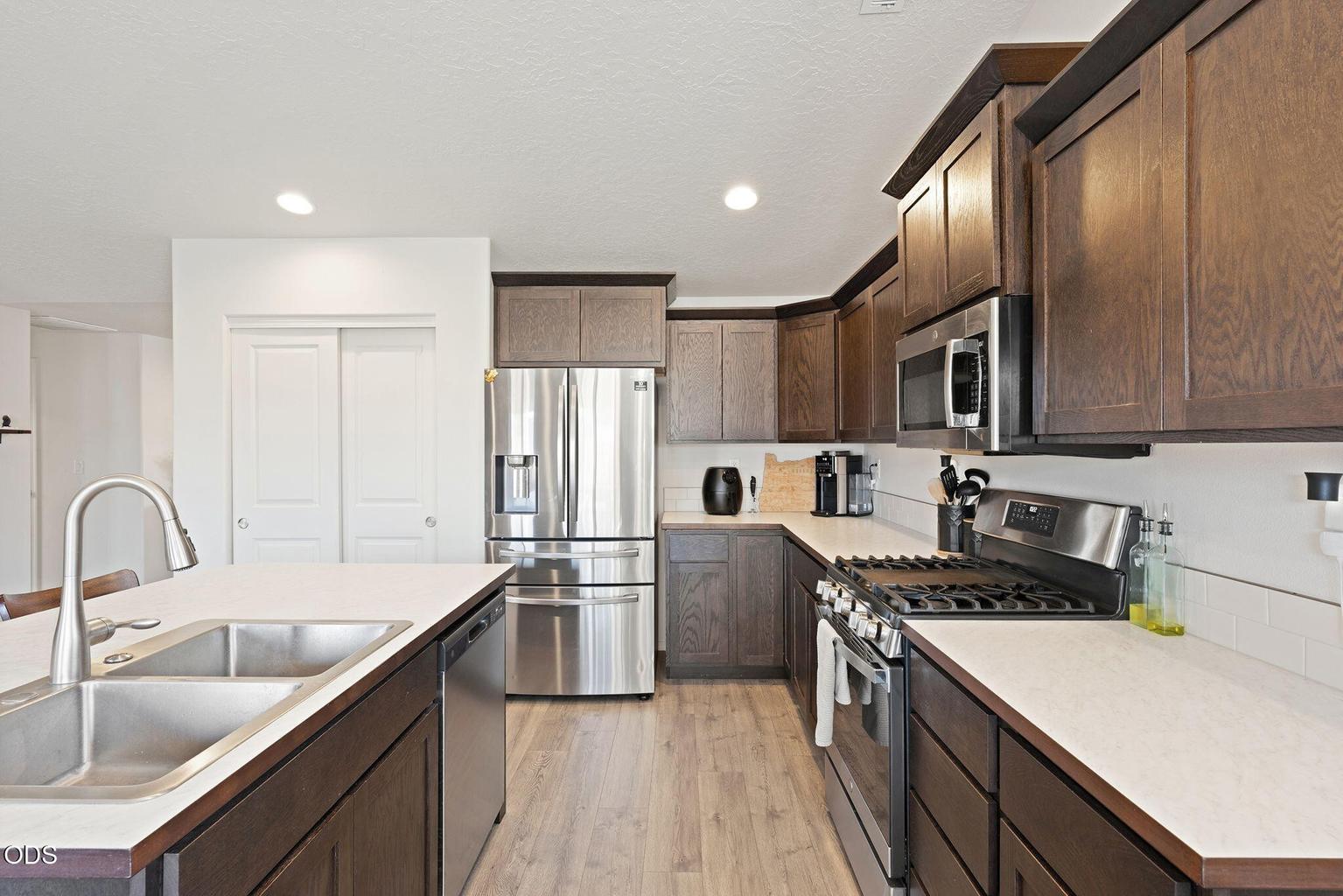 Photo of 3583 NW 9th Street 12 of 33