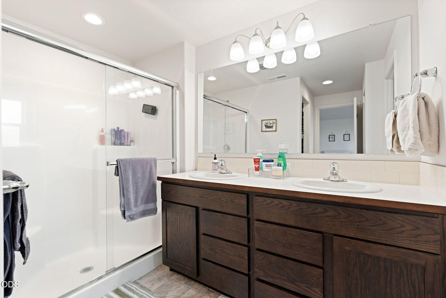 Photo of 3583 NW 9th Street 18 of 33