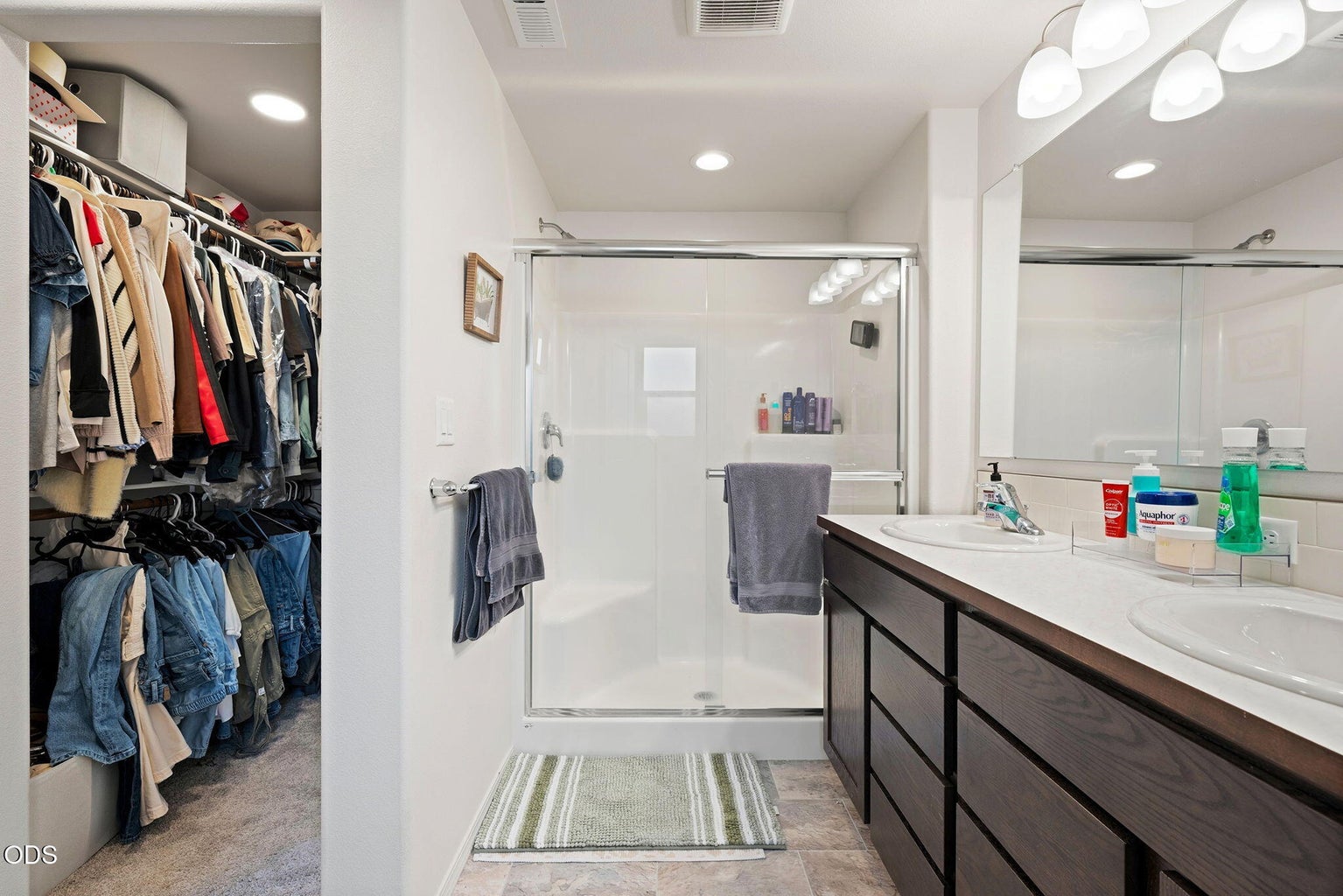 Photo of 3583 NW 9th Street 20 of 33