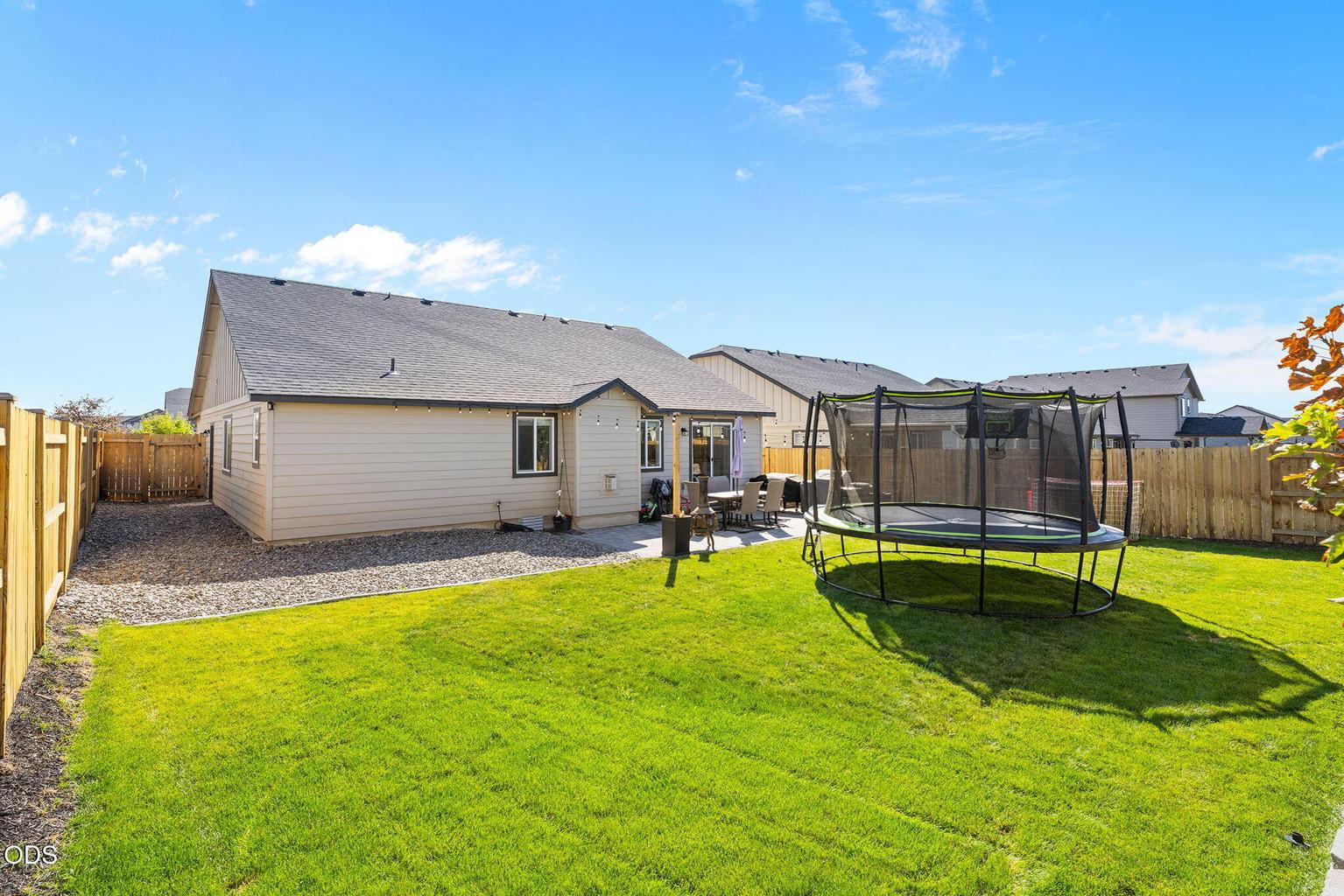 Photo of 3583 NW 9th Street 31 of 33