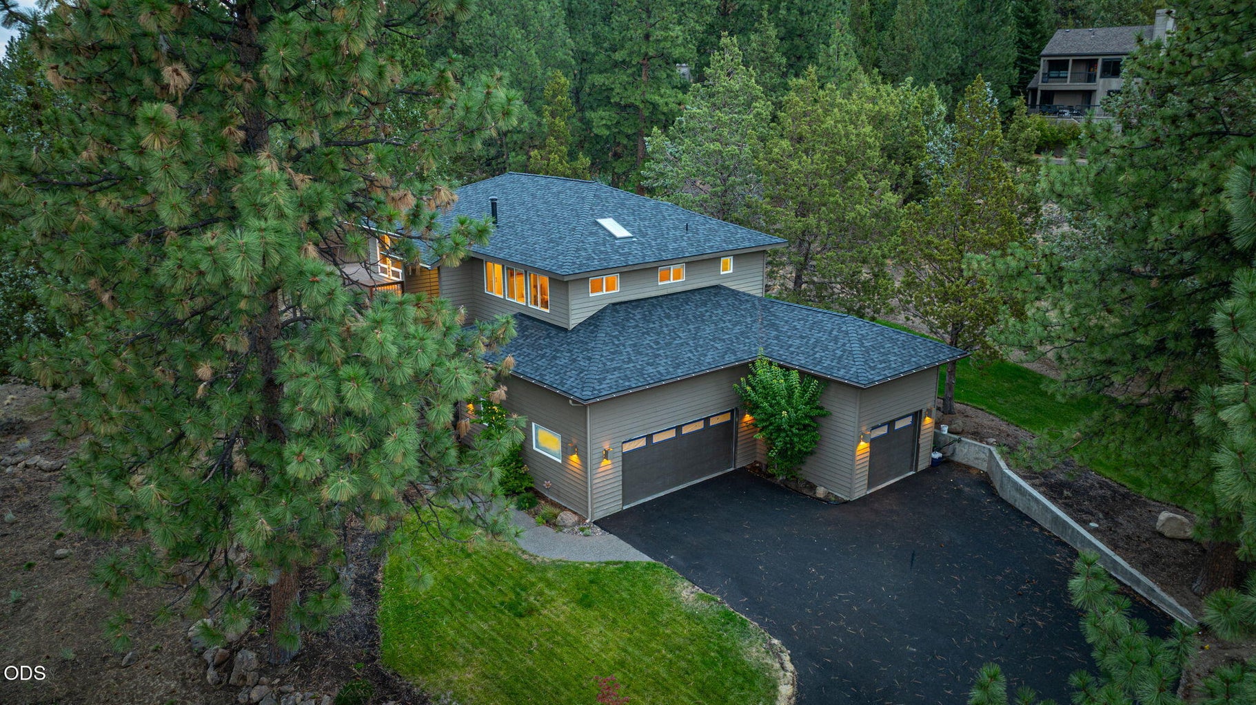 Photo of 1960 NW Keenan Court 44 of 49