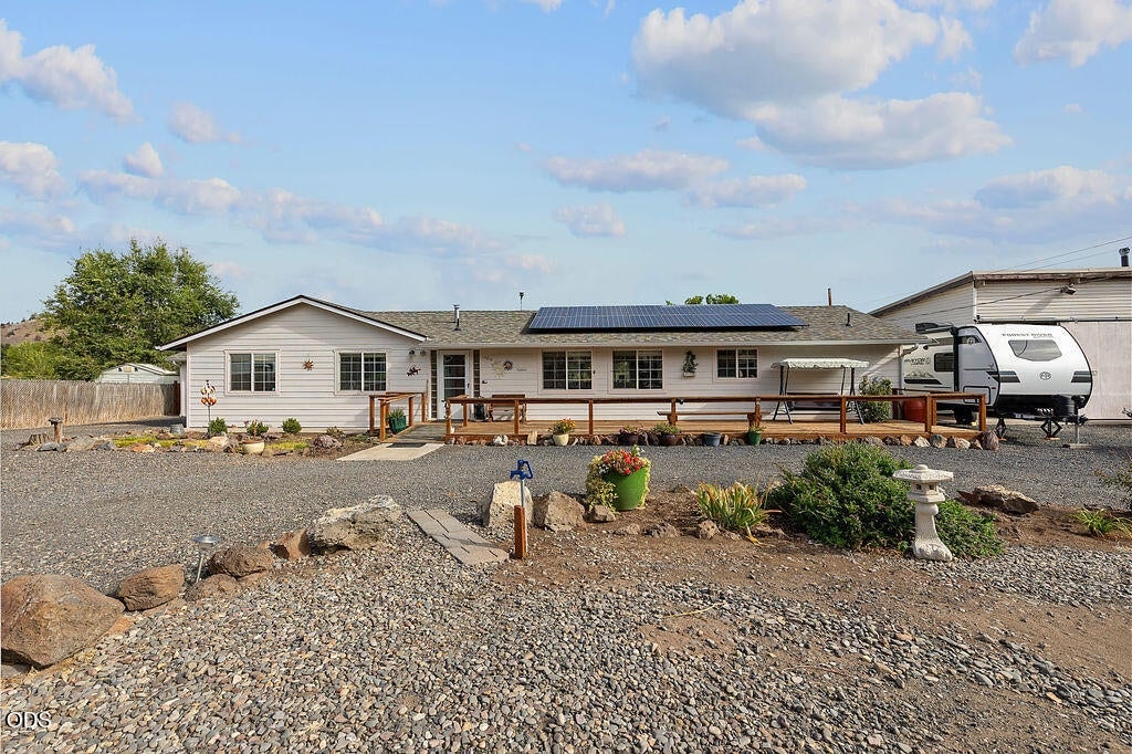 Photo of 969 SW Crestview Road 4 of 42