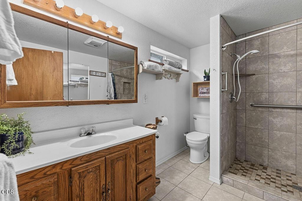 Photo of 969 SW Crestview Road 20 of 42