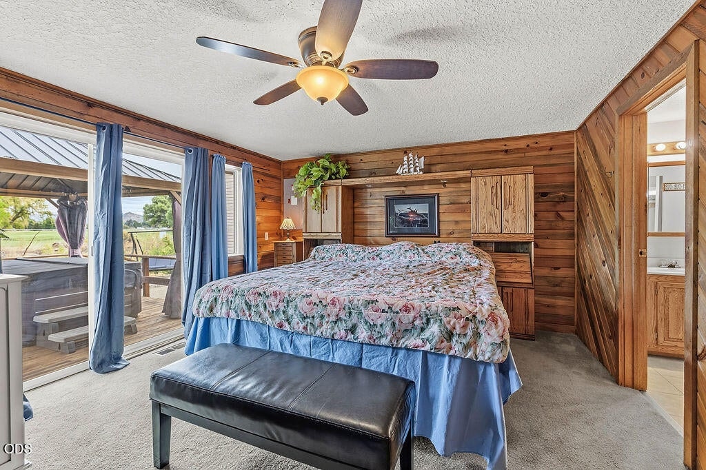 Photo of 969 SW Crestview Road 19 of 42