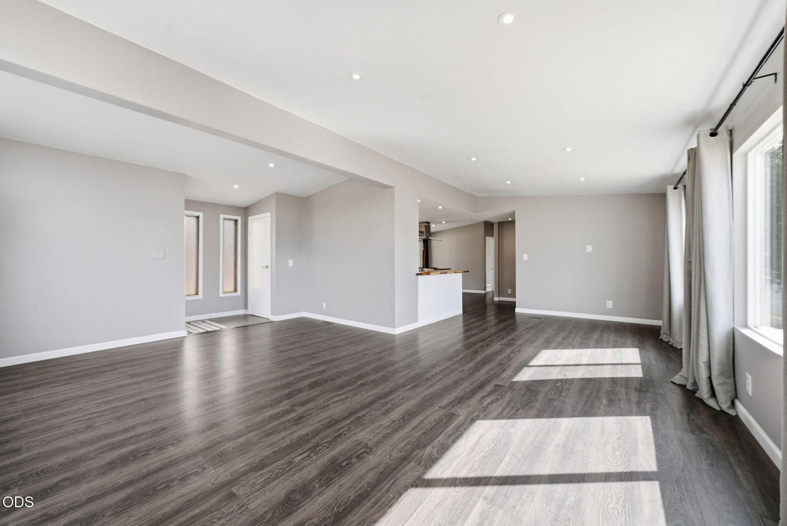 Photo of 1784 NW Central Avenue 13 of 44