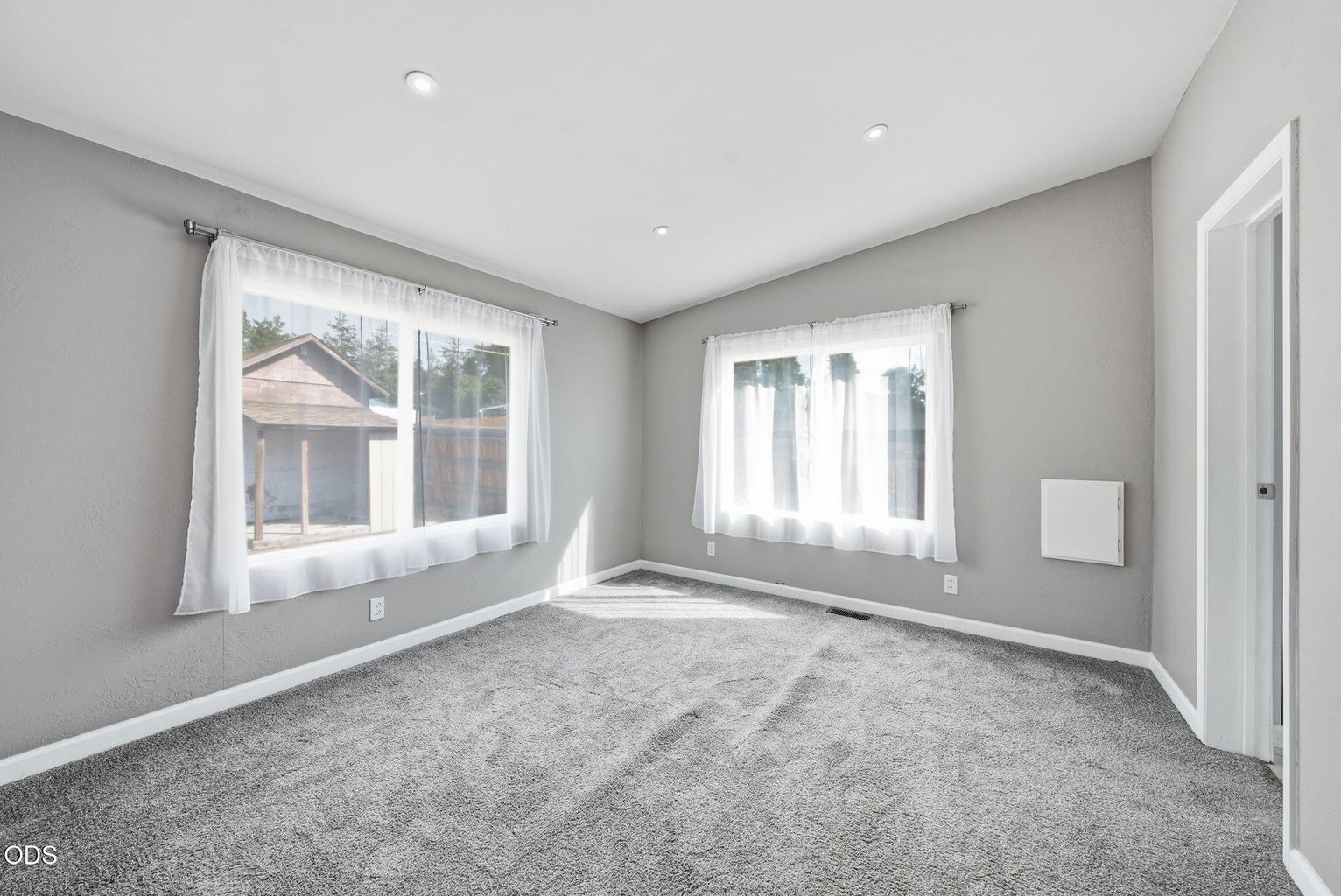 Photo of 1784 NW Central Avenue 34 of 44