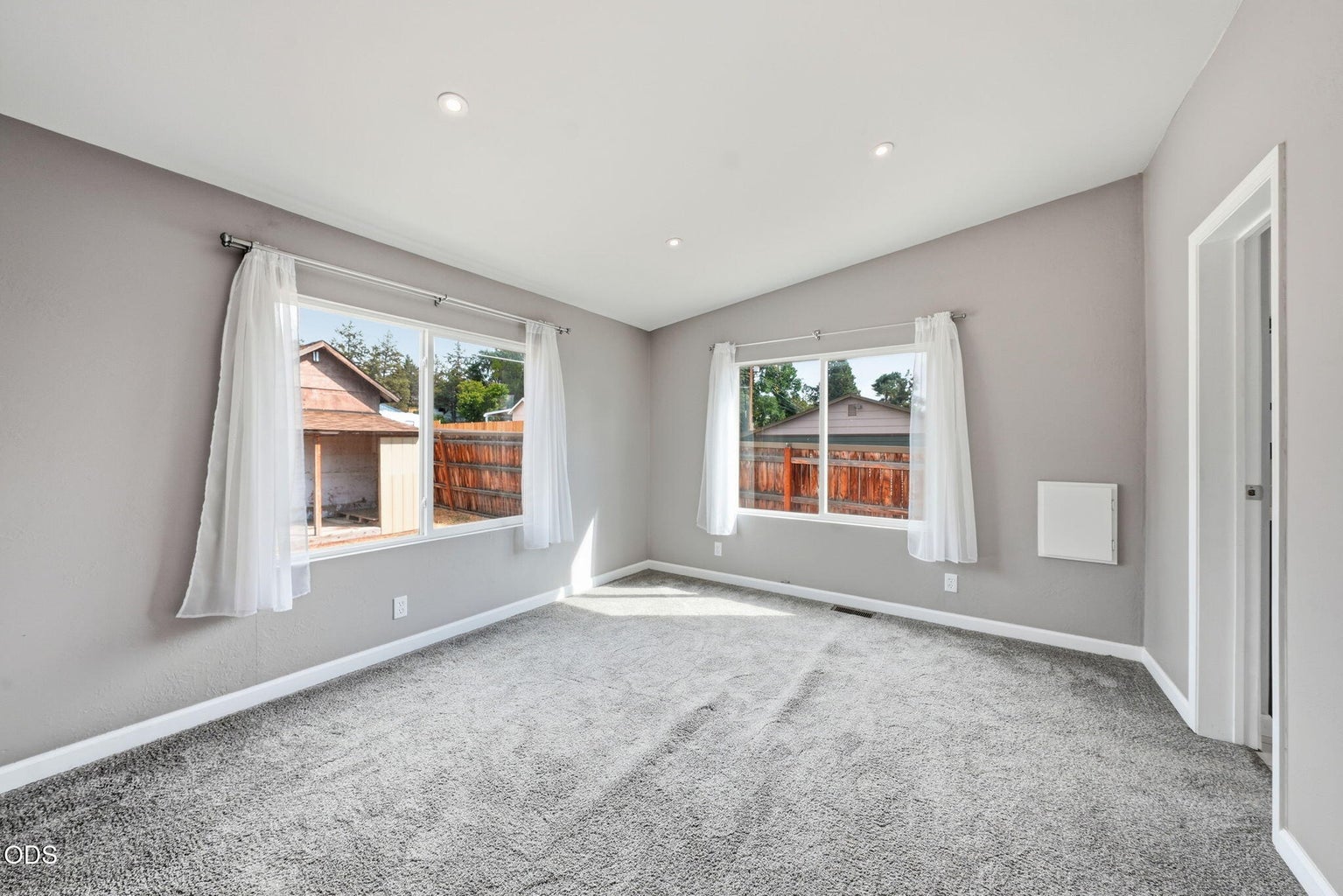 Photo of 1784 NW Central Avenue 36 of 44