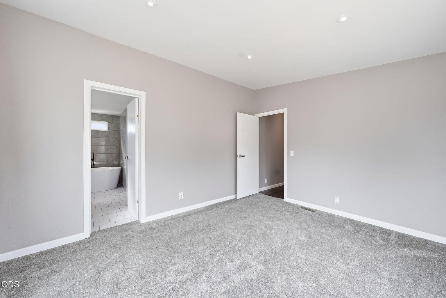 Photo of 1784 NW Central Avenue 38 of 44