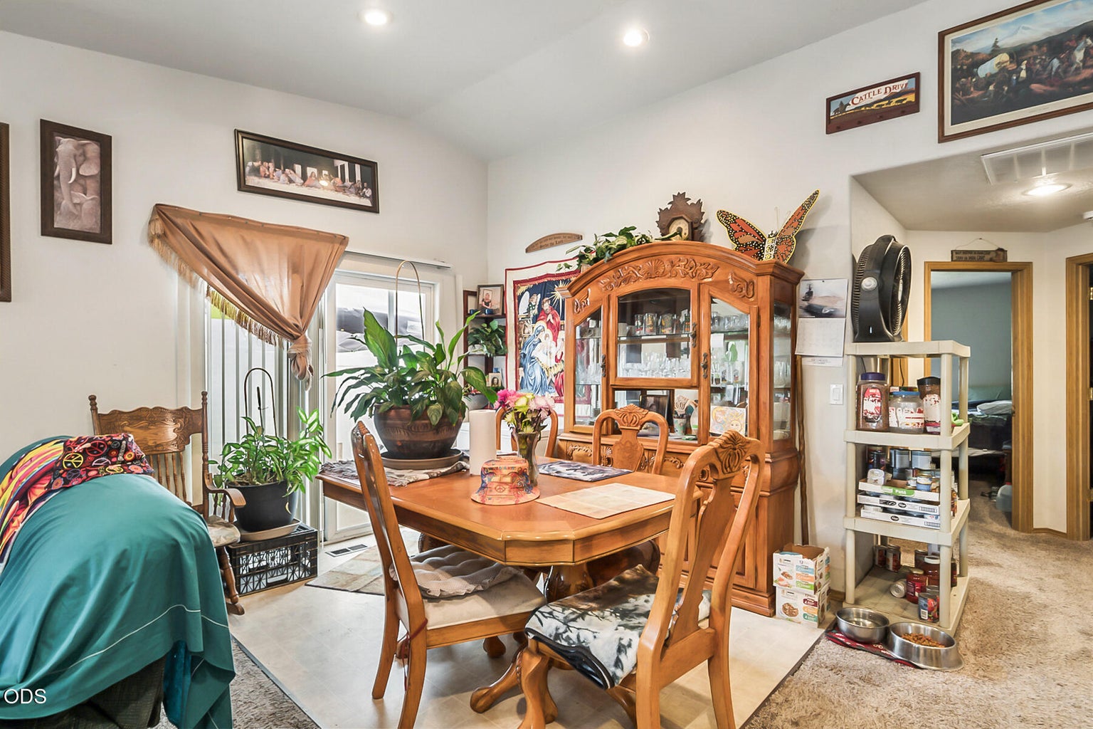 Photo of 2454 SW Wickiup Court 14 of 18