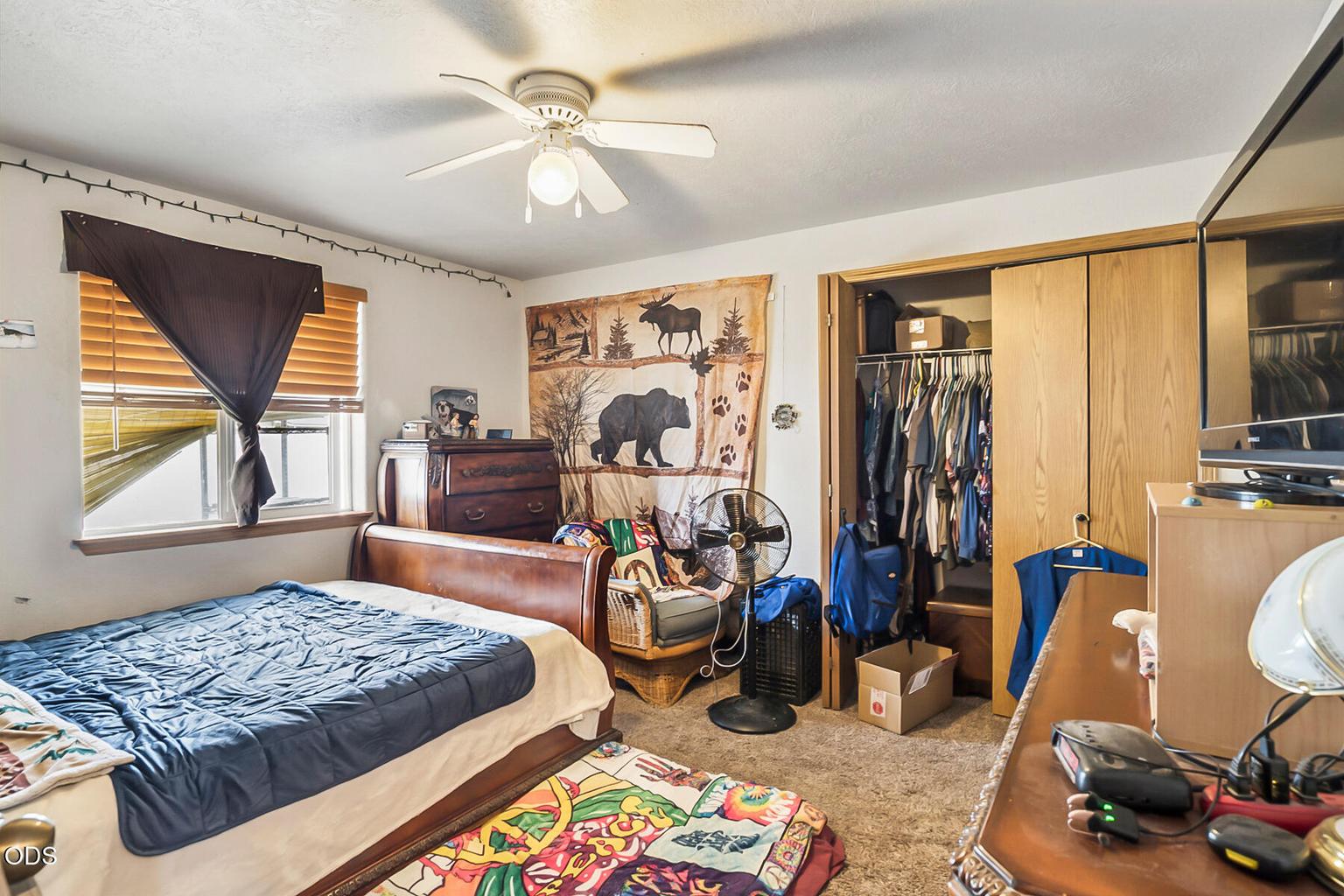 Photo of 2454 SW Wickiup Court 15 of 18