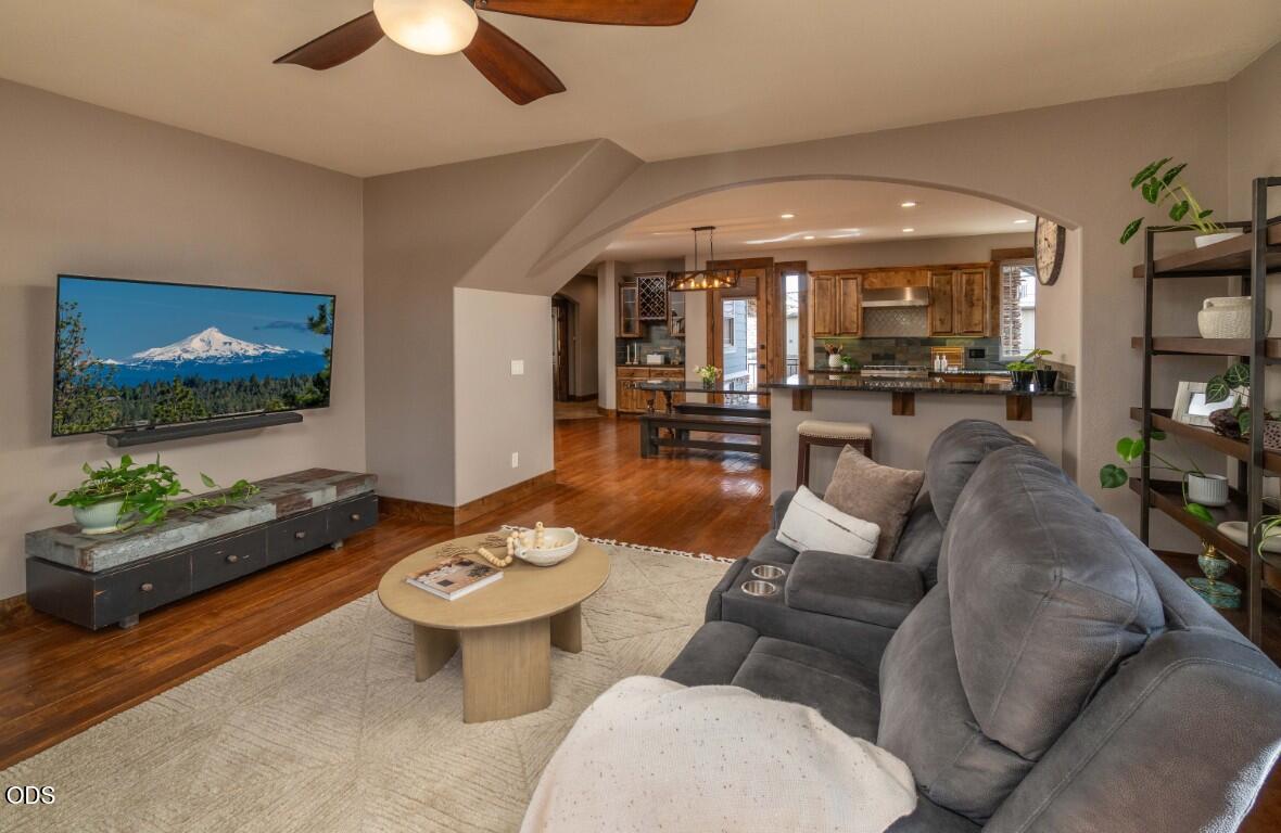 Photo of 63109 Turret Court 6 of 25