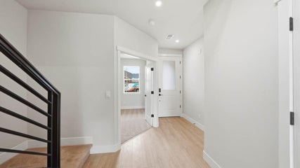 Photo of 21548 SE Etna Place 3 of 30