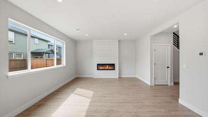 Photo of 21548 SE Etna Place 5 of 30