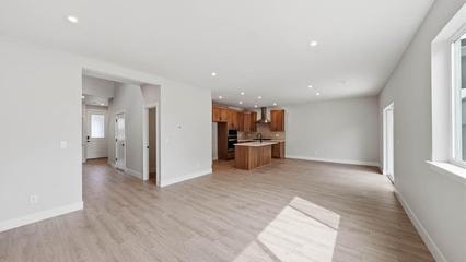 Photo of 21548 SE Etna Place 6 of 30