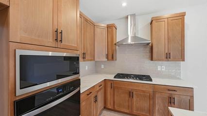 Photo of 21548 SE Etna Place 11 of 30