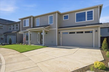 Photo of 21424 SE Krakatoa Court 2 of 67