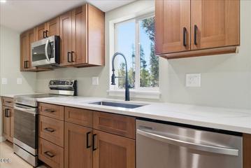 Photo of 16866 Whittier Drive 17 of 46