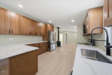 Photo of 16866 Whittier Drive 18 of 46