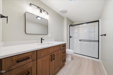 Photo of 16866 Whittier Drive 25 of 46