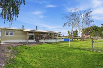 Photo of 4799 SW Williams Road 35 of 77