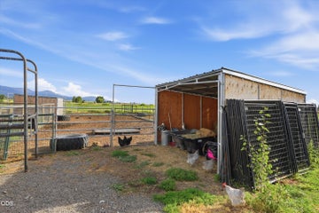Photo of 4799 SW Williams Road 51 of 77