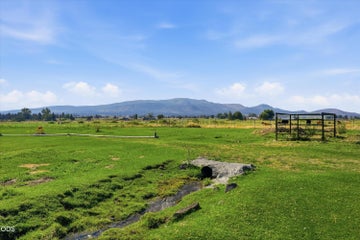 Photo of 4799 SW Williams Road 59 of 77