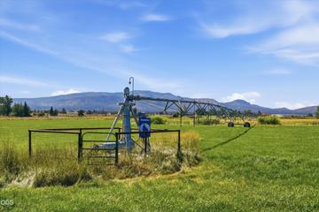 Photo of 4799 SW Williams Road 64 of 77