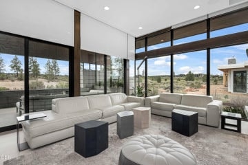 Photo of 61456 Weinhard Court 11 of 68