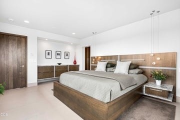 Photo of 61456 Weinhard Court 27 of 68
