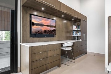 Photo of 61456 Weinhard Court 43 of 68