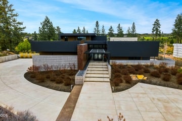Photo of 61456 Weinhard Court 58 of 68
