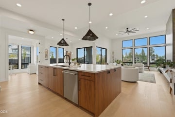 Photo of 3219 NW Strickland Way 12 of 39