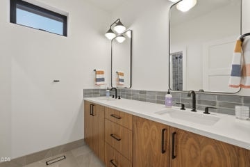Photo of 3219 NW Strickland Way 28 of 39