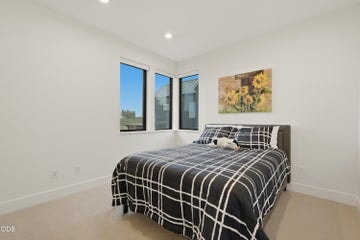 Photo of 3219 NW Strickland Way 30 of 39