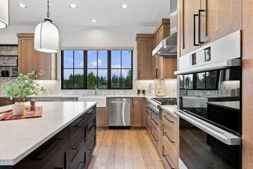 Photo of 61901 Hosmer Lake Drive 7 of 79