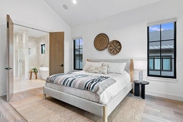 Photo of 61901 Hosmer Lake Drive 22 of 79