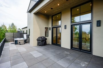 Photo of 61901 Hosmer Lake Drive 70 of 79