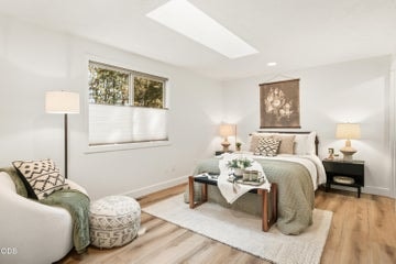 Photo of 1940 SW Forest Ridge Avenue 18 of 52