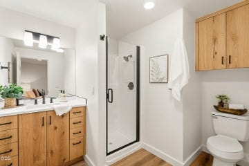 Photo of 1940 SW Forest Ridge Avenue 22 of 52