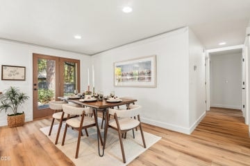 Photo of 1940 SW Forest Ridge Avenue 25 of 52
