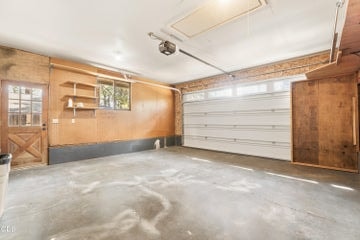 Photo of 1940 SW Forest Ridge Avenue 29 of 52