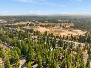Photo of 1940 SW Forest Ridge Avenue 51 of 52