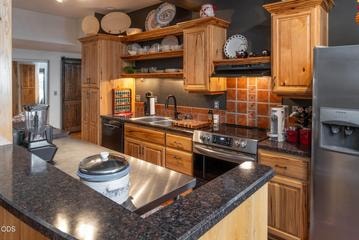 Photo of 1035 NE Wyoming Drive 13 of 27