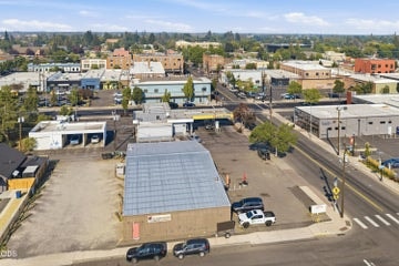 Photo of 412 SW Evergreen Avenue 4 of 10