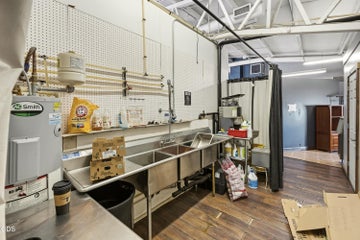 Photo of 412 SW Evergreen Avenue 9 of 10