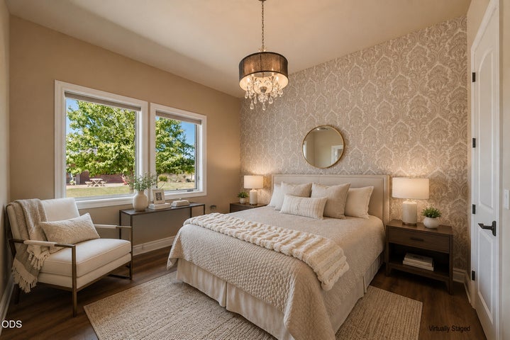 Downstairs Guestroom with closet