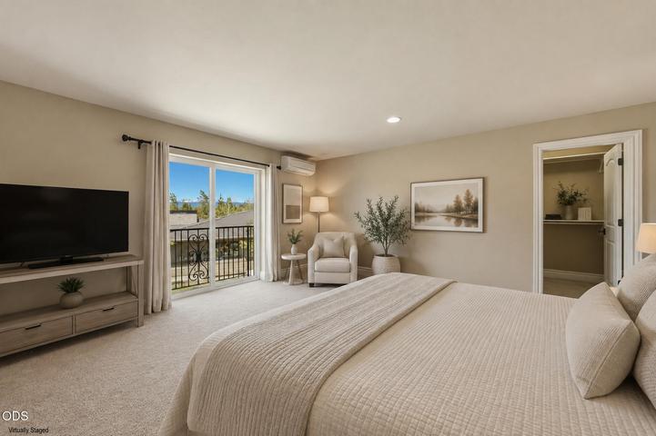 Upstairs Ensuite Guest Room 2