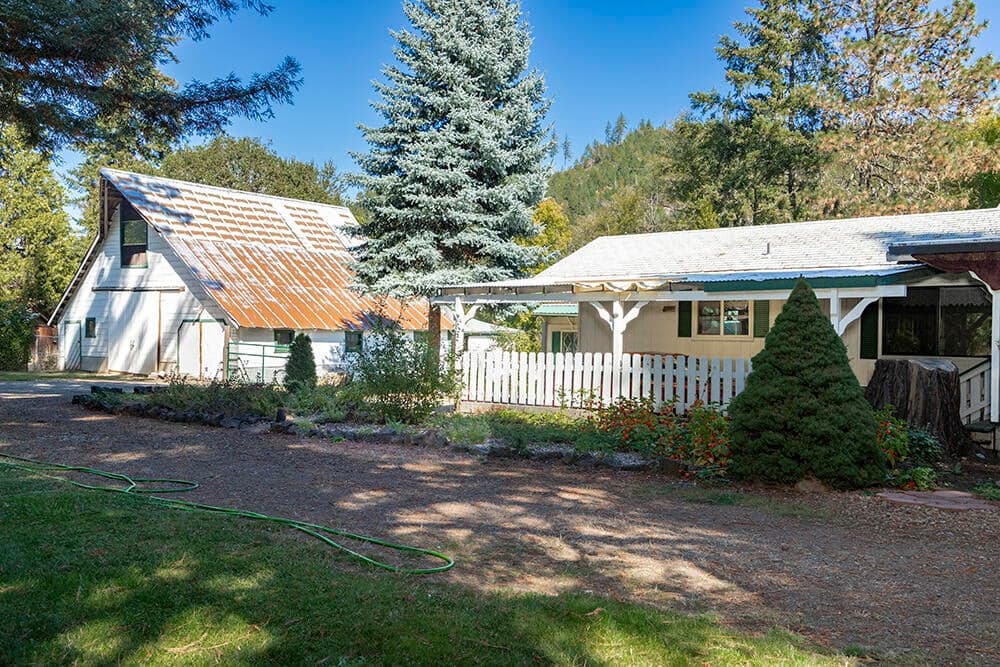 1018 Thompson Creek