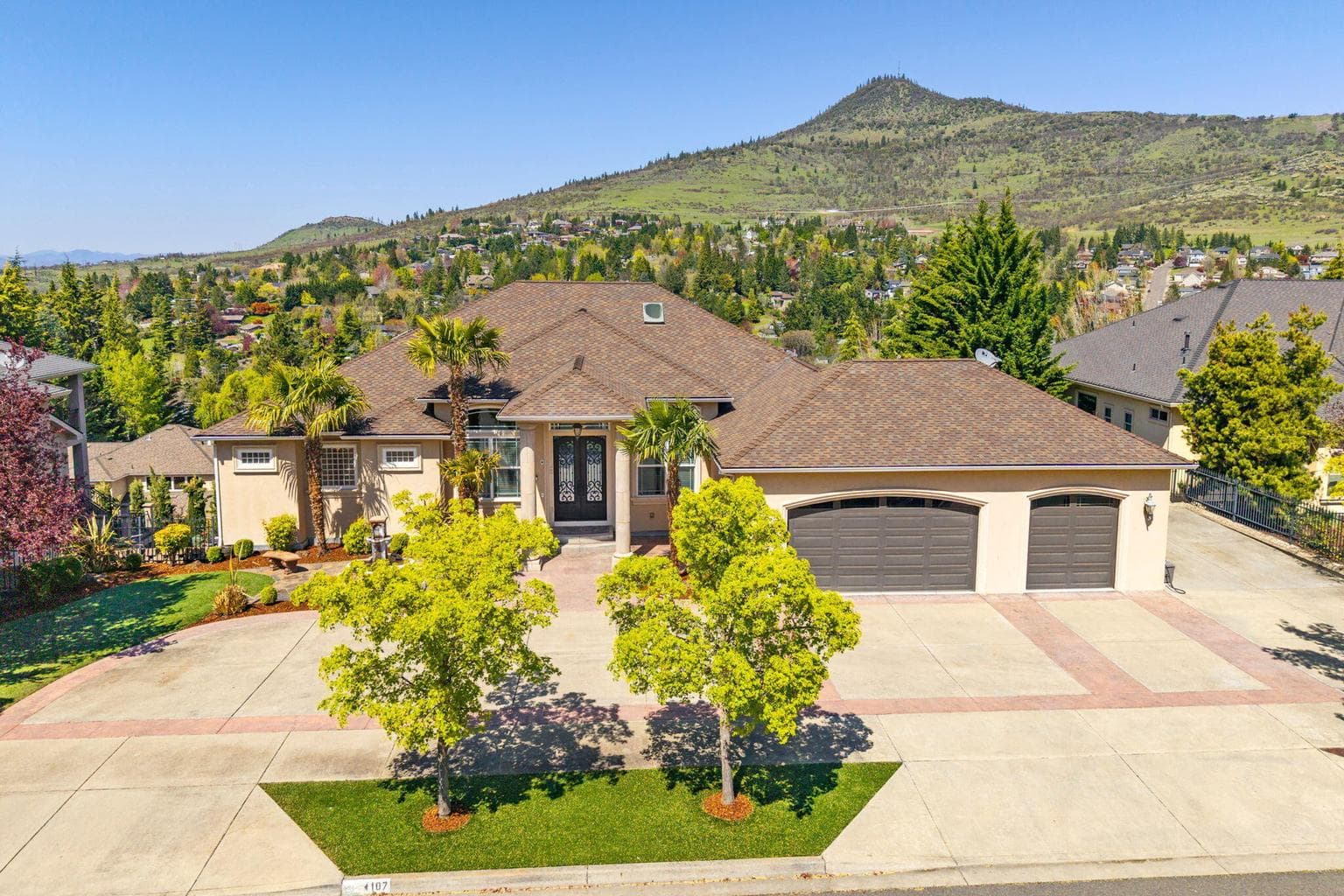 107 Monterey, Medford, 97504